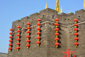 古建筑城楼大红灯笼