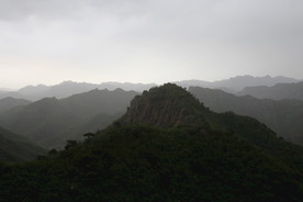 雨中群山