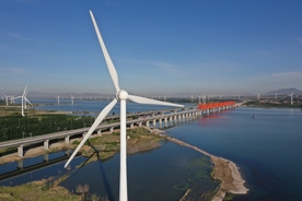 京张高铁官厅水库特大桥