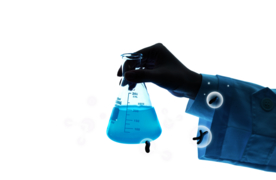 手拿锥形瓶化学实验器材PNG