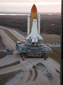 航天器 载人火箭