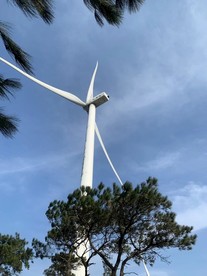 风力发电机组近距离拍照