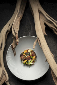 精致的西餐牛肉图片