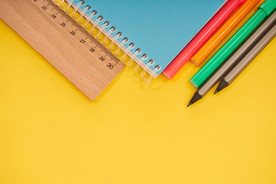 画画 本 笔 黄色