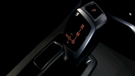 宝马 汽车的 变速档