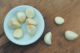 蒜瓣 大蒜 红蒜