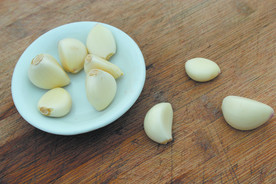 蒜瓣 大蒜 红蒜