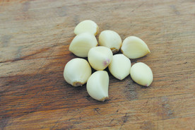 蒜瓣 大蒜 红蒜