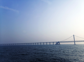 大连星海湾大桥远眺