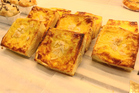 岩烧乳酪面包图片