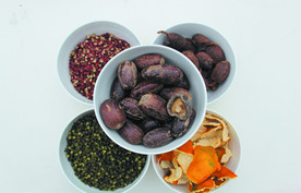 香果   草果  花椒