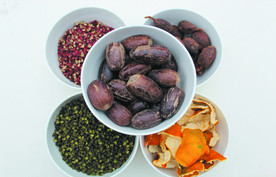 香果   草果  花椒