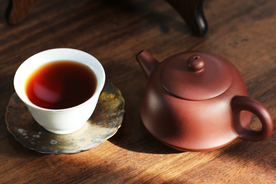 普洱茶茶汤生茶