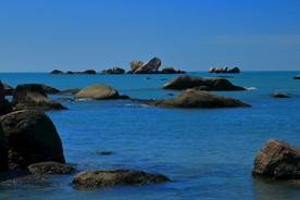 三亚天涯海角海心石