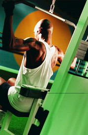 帅哥拉伸健身运动