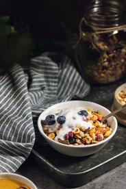 酸奶坚果早餐美食食材背景素材