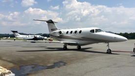 高清飞机机场降落视频