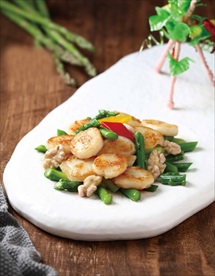 鲜芦笋核桃炒带子