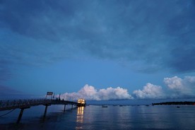 高清傍晚碧海蓝天