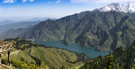 天山天池