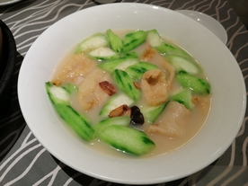 丝瓜浸鱼腐