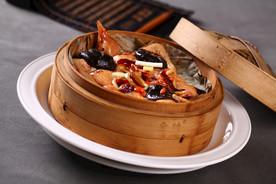 荷香国药蒸乳鸽