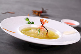 鲜虾虫草烩鱼翅