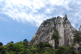 山青山的山A