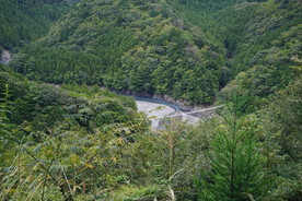峡谷吊桥