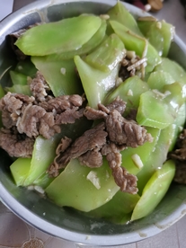青瓜炒肉