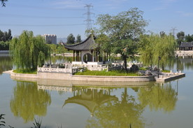 北京绿洲水乡度假村内园林景观