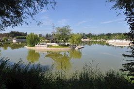 北京绿洲水乡度假村公园湖心景观
