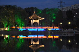 北京绿洲水乡夜晚灯光效果