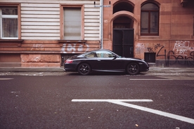 街头豪车轿车跑车背景素材