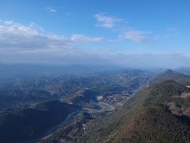 航拍大山河流湿地