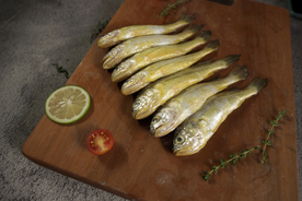 小黄鱼场景拍摄海鲜