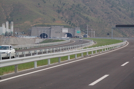 山西天大高速公路大梁山隧道