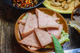 午餐肉