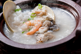 海鲜生滚粥