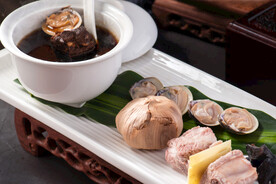 黑蒜文蛤排骨汤