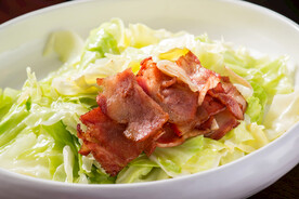 手撕包菜炒培根