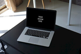 笔记本电脑样机