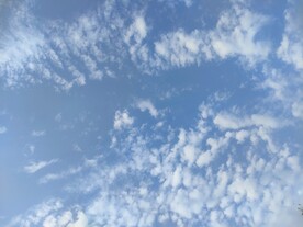 夏日晴空纯净蓝天白云