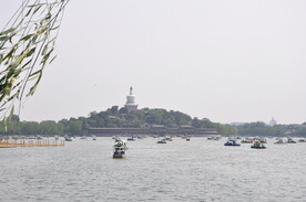 北海公园泛舟