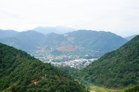贺州玉石林