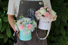 鲜花抱抱桶