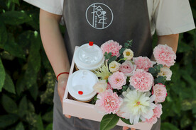 鲜花奶茶礼盒