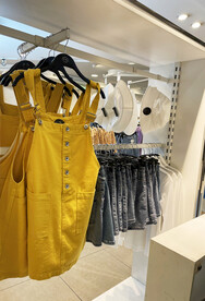 女装店