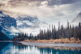 风光摄影之雪山溪流峡谷