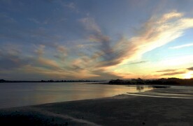 傍晚的海边风景